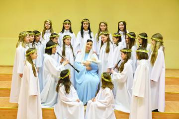 Örömet hirdetek nektek!