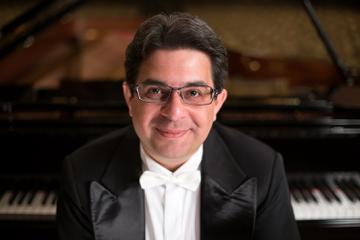 FARKAS GÁBOR ZONGORAESTJE