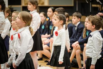 Anyák napi énekek - 11:00